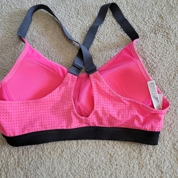Victorias Secret Sport VSX 32A hot pink crisscross back padded sports bra - Picture 5 of 9